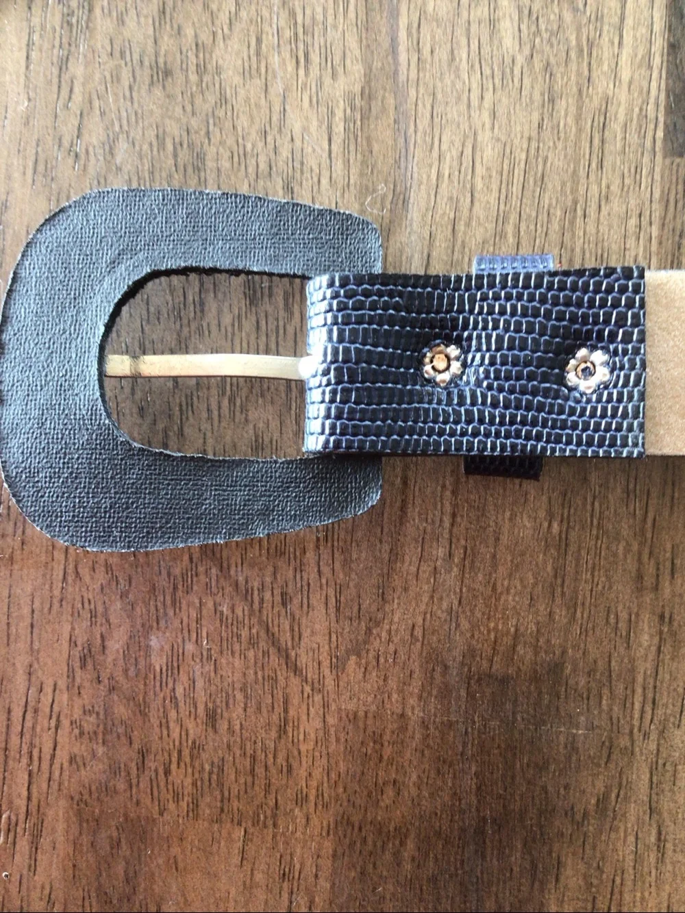 Bundle 2/$14  women’s NavyTextured Buckle Belt  Sz L/ XL 39.75 inches